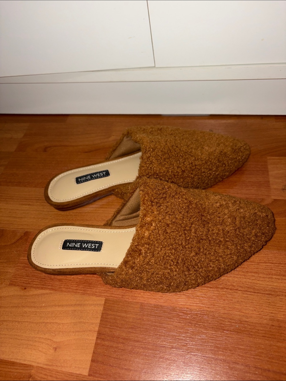Sherpa Mule Slides
